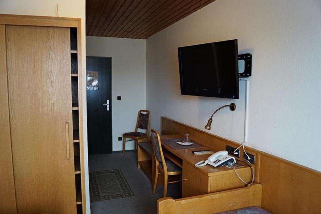 Hotel-Landgasthof Henghuber Roetz Экстерьер фото